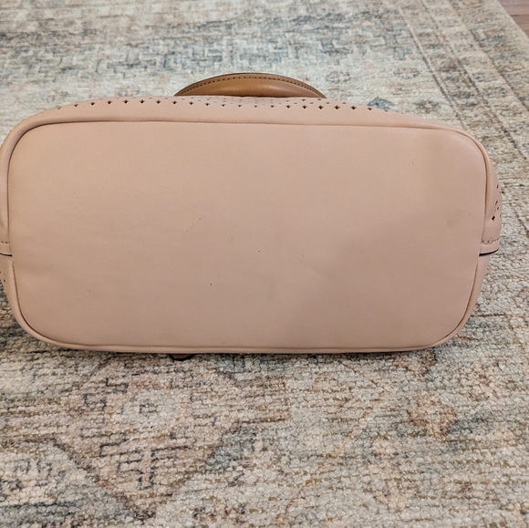 Guess Juliana Satchel - Picture 4 of 11